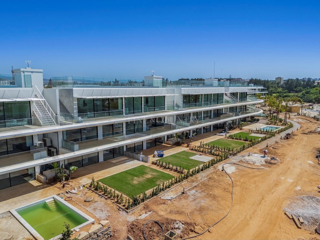 Apartment in Vilamoura, Quarteira, Algarve 1 - 15868313
