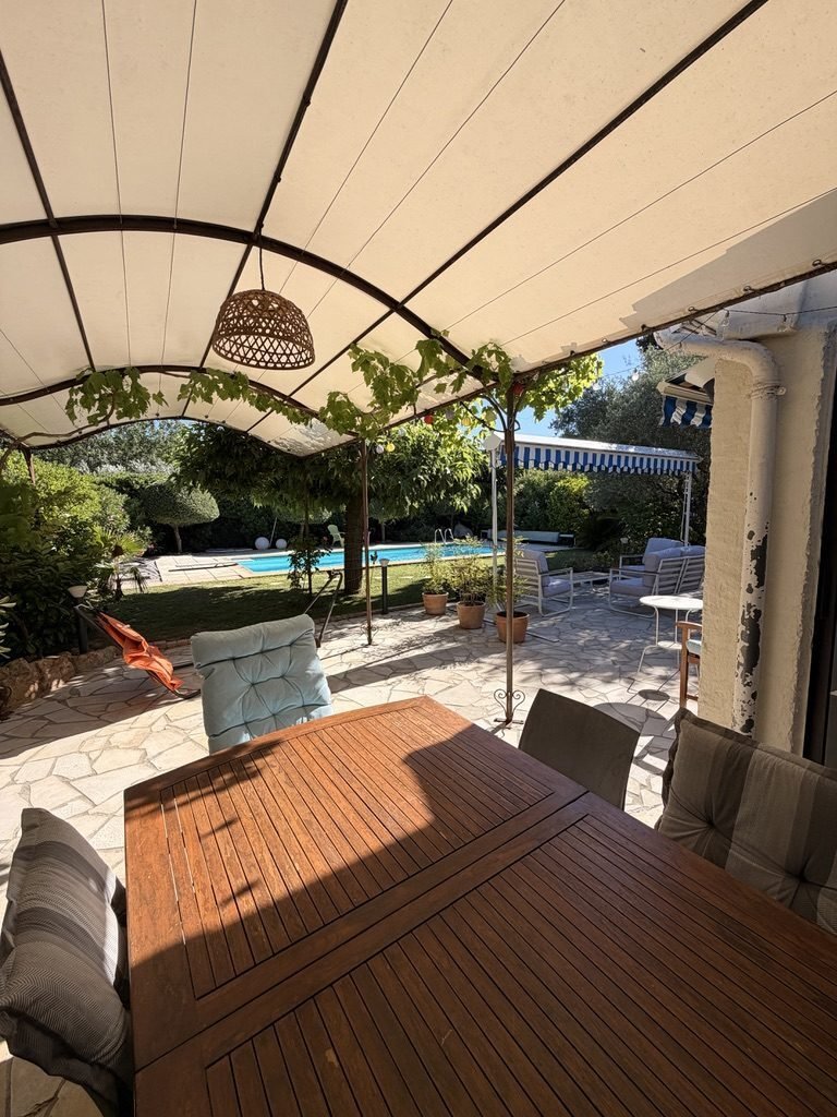 House in Salernes, Provence-Alpes-Côte d'Azur, France 1 - 18161962