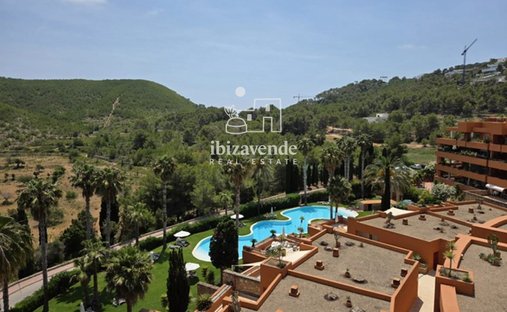 Apartment in Roca Llisa, Santa Eularia des Riu, Balearic Islands 1
