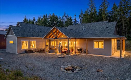 House in Roy, Washington, United States 1