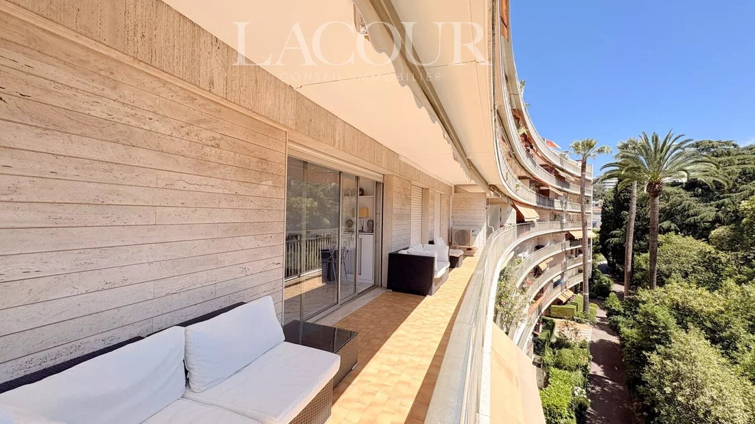 Apartment in La Source, Cannes, France 2 - 18160752