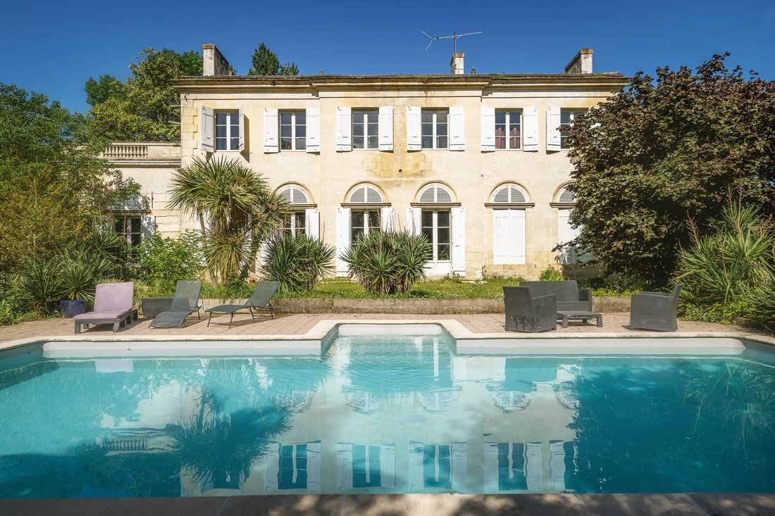 House in Arrondissement of Bordeaux, Nouvelle-Aquitaine, France 2 - 18160606