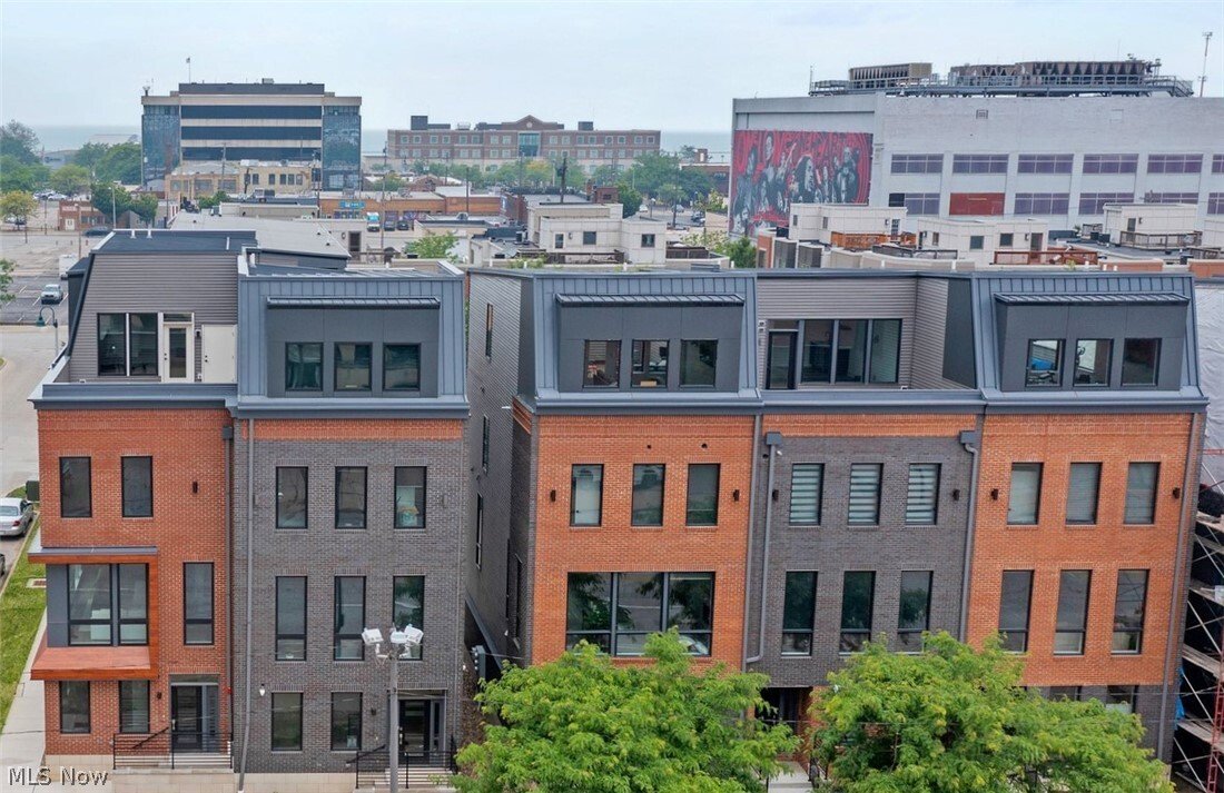 Townhouse in Cleveland, Ohio, United States 1 - 18158338