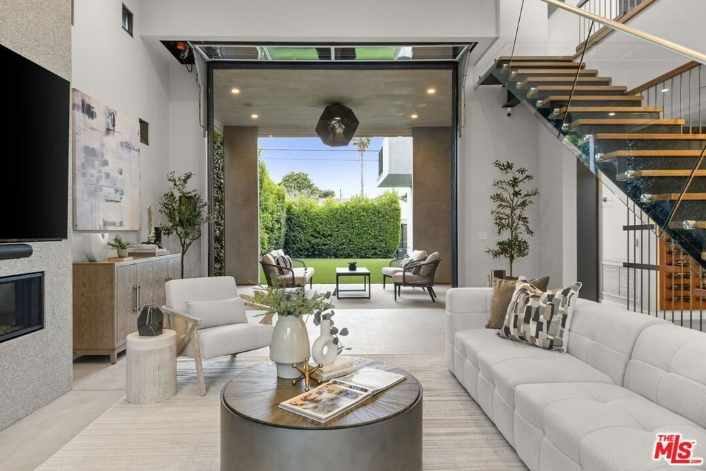 House in Los Angeles, California, United States 3 - 18159572