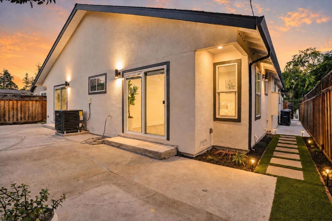 House in San Jose, California, United States 3 - 18158248