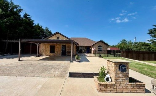 House in Pottsboro, Texas, United States 1