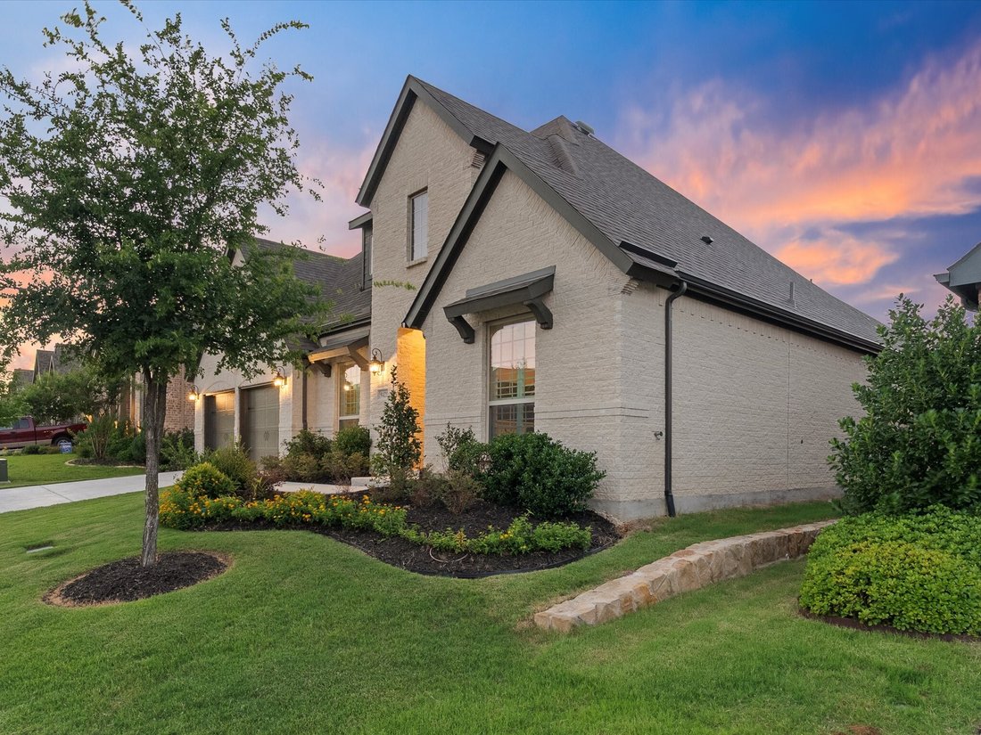 House in Little Elm, Texas, United States 3 - 18156133