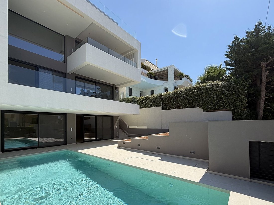 House in Voula, Attica, Greece 1 - 18160605