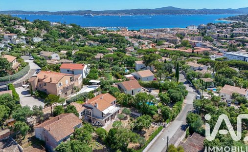 Casa a Ville-Les Saquedes-Le Bouillonnet, Sainte-Maxime, Francia 1