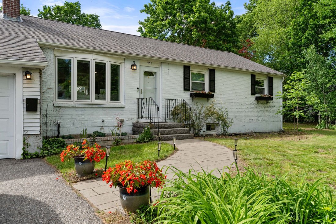 House in Framingham, Massachusetts, United States 1 - 18157204