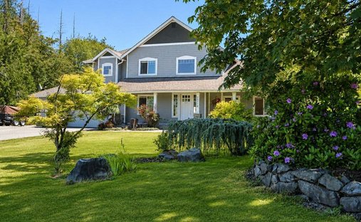 House in Graham, Washington, United States 1