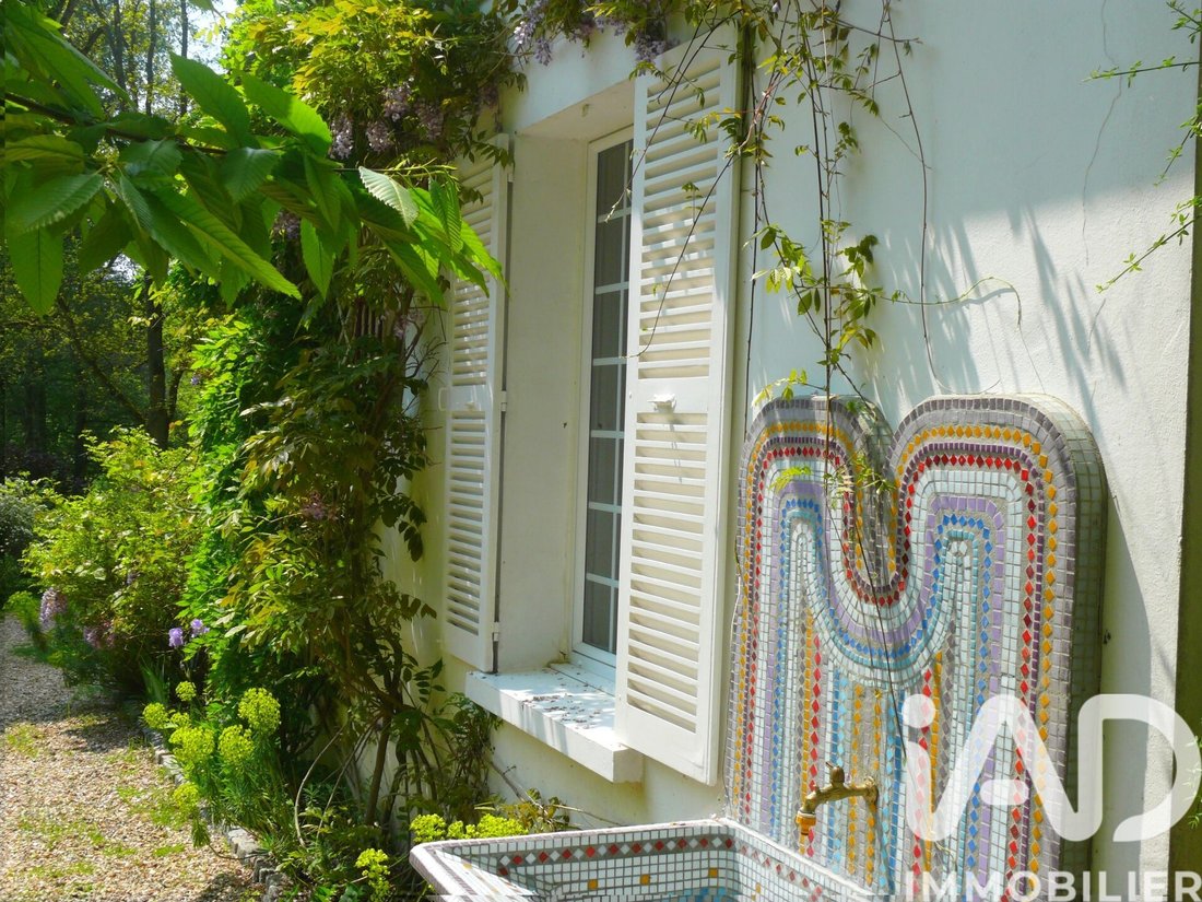 House in Saint-Remy-l'Honore, Ile-de-France, France 5 - 18169326