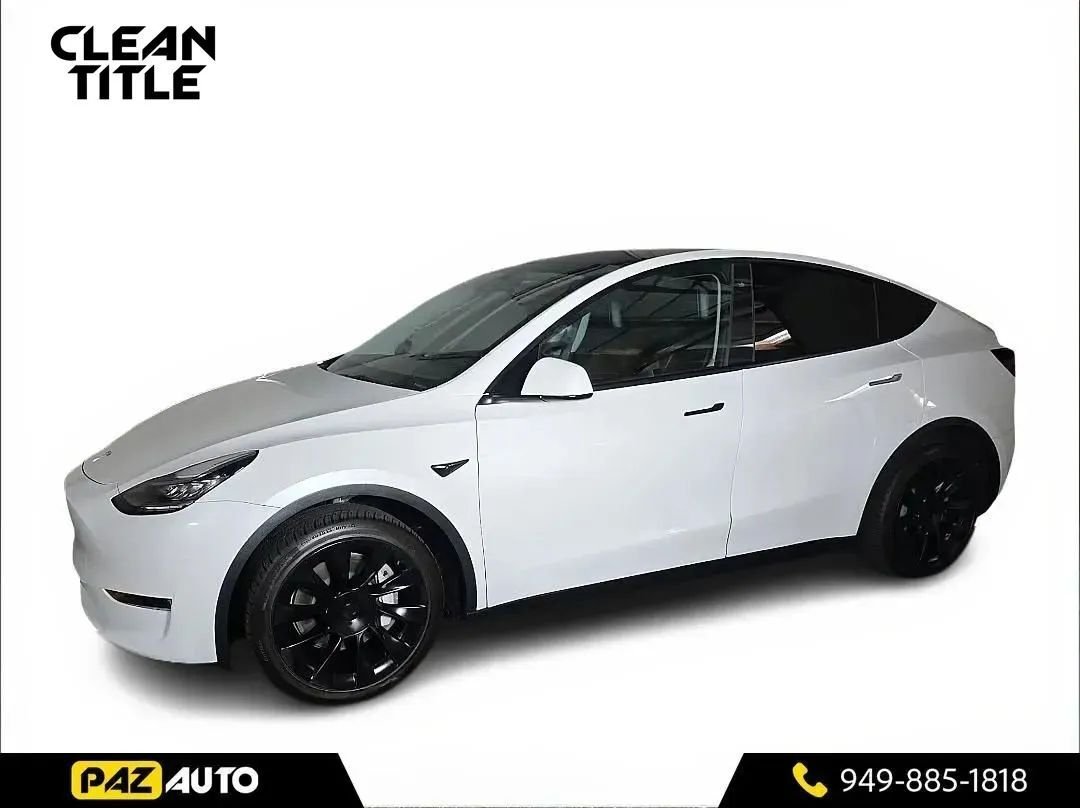 Suv in Laguna Hills, CA, United States 1 - 17980570