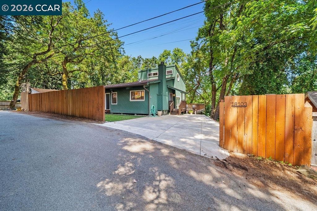 House in Los Gatos, California, United States 1 - 18156731