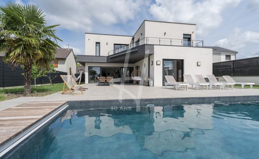 Villa in Chailly-les-Ennery, Grand Est, France 1