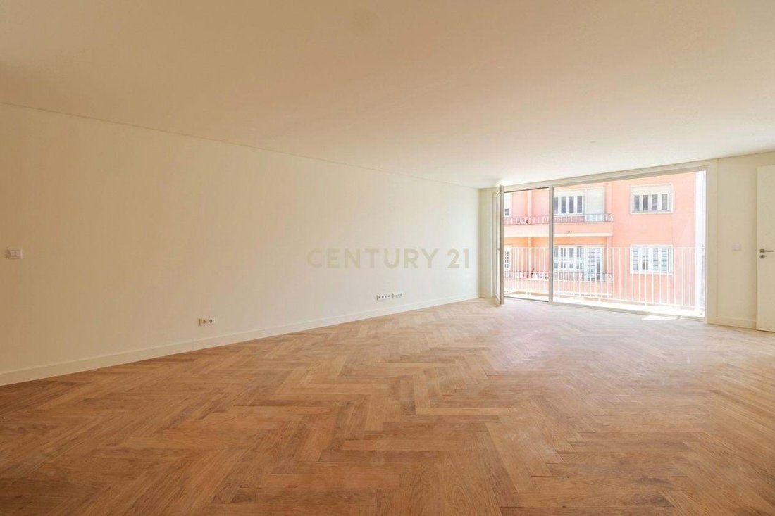 Apartment in Alcantara, Lisbon, Portugal 2 - 16749744
