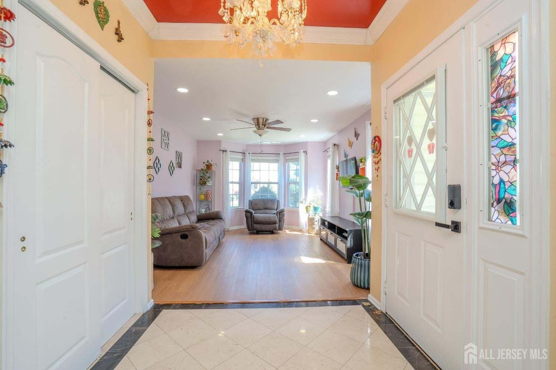 Condo in North Brunswick Township, New Jersey, United States 5 - 18171440