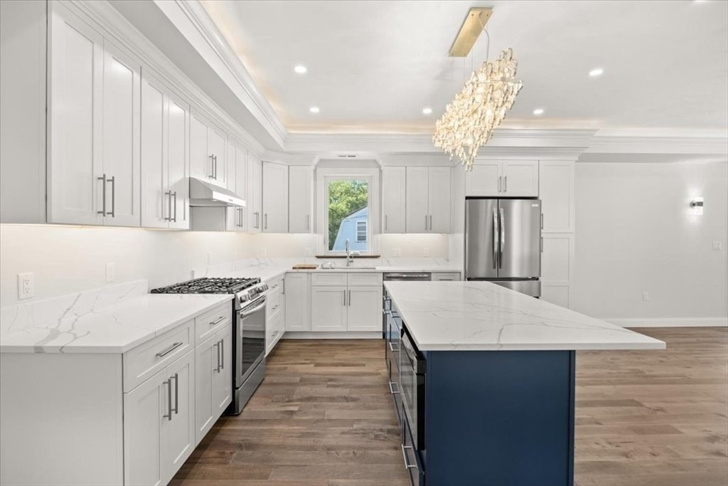 House in Quincy, Massachusetts, United States 5 - 18162148