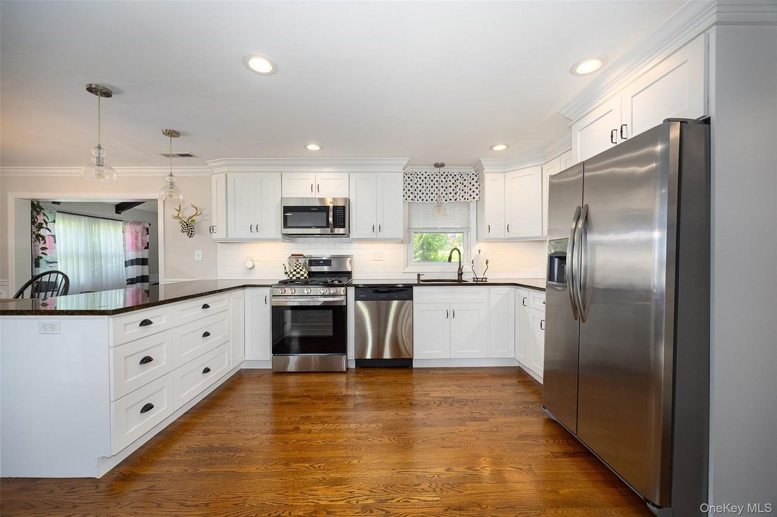 House in Wappingers Falls, New York, United States 2 - 18098905