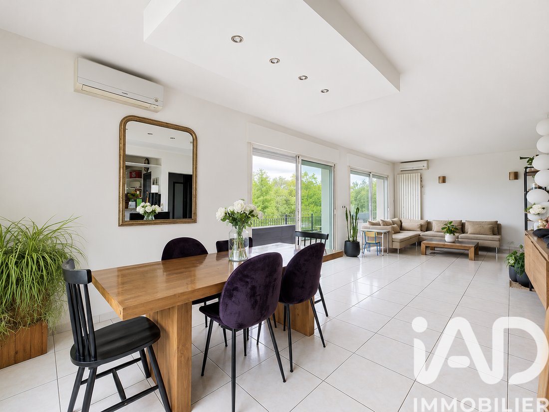 House in Chennevieres-sur-Marne, Ile-de-France, France 5 - 18161341