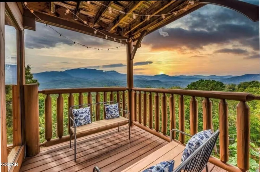 House in Gatlinburg, Tennessee, United States 5 - 18159891
