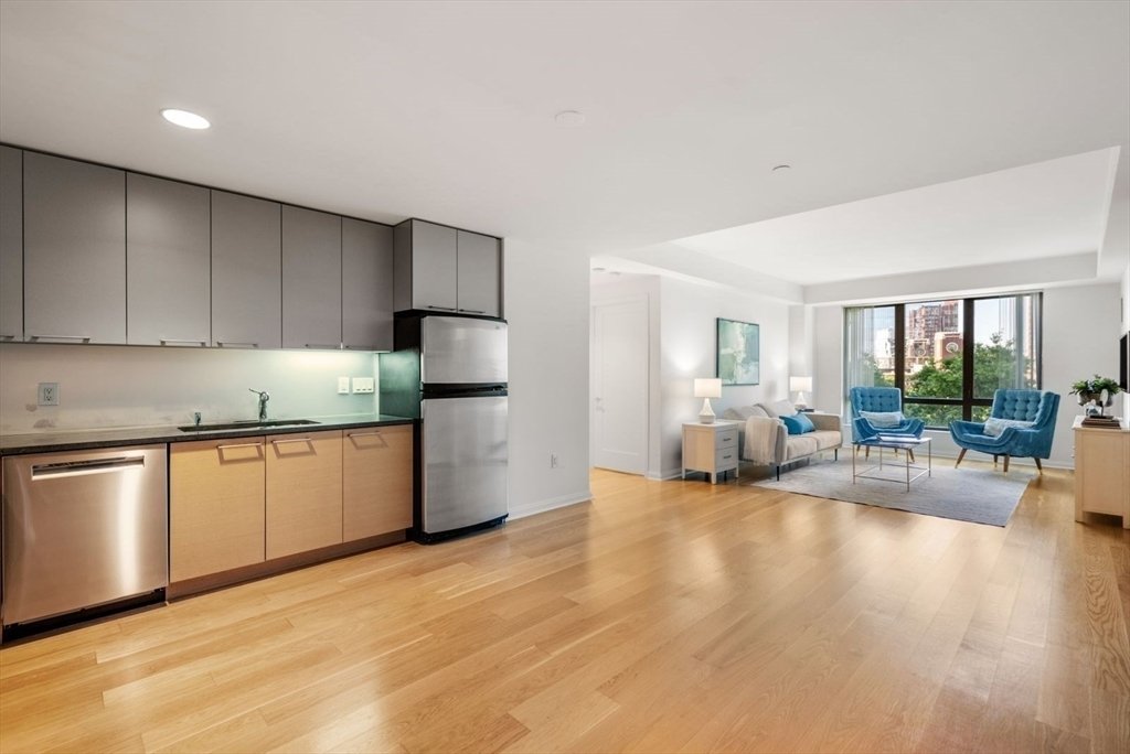House in Cambridge, Massachusetts, United States 5 - 18162126