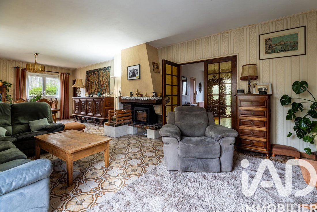 House in Osny, Ile-de-France, France 3 - 18169684