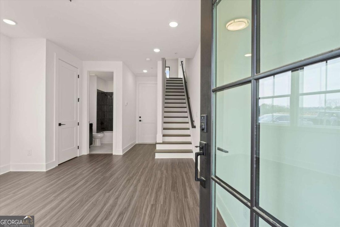 Townhouse in Alpharetta, Georgia, United States 3 - 18160259
