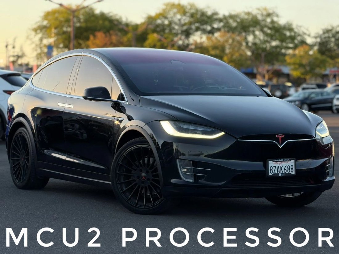 Suv in Sacramento, CA, United States 3 - 18167846