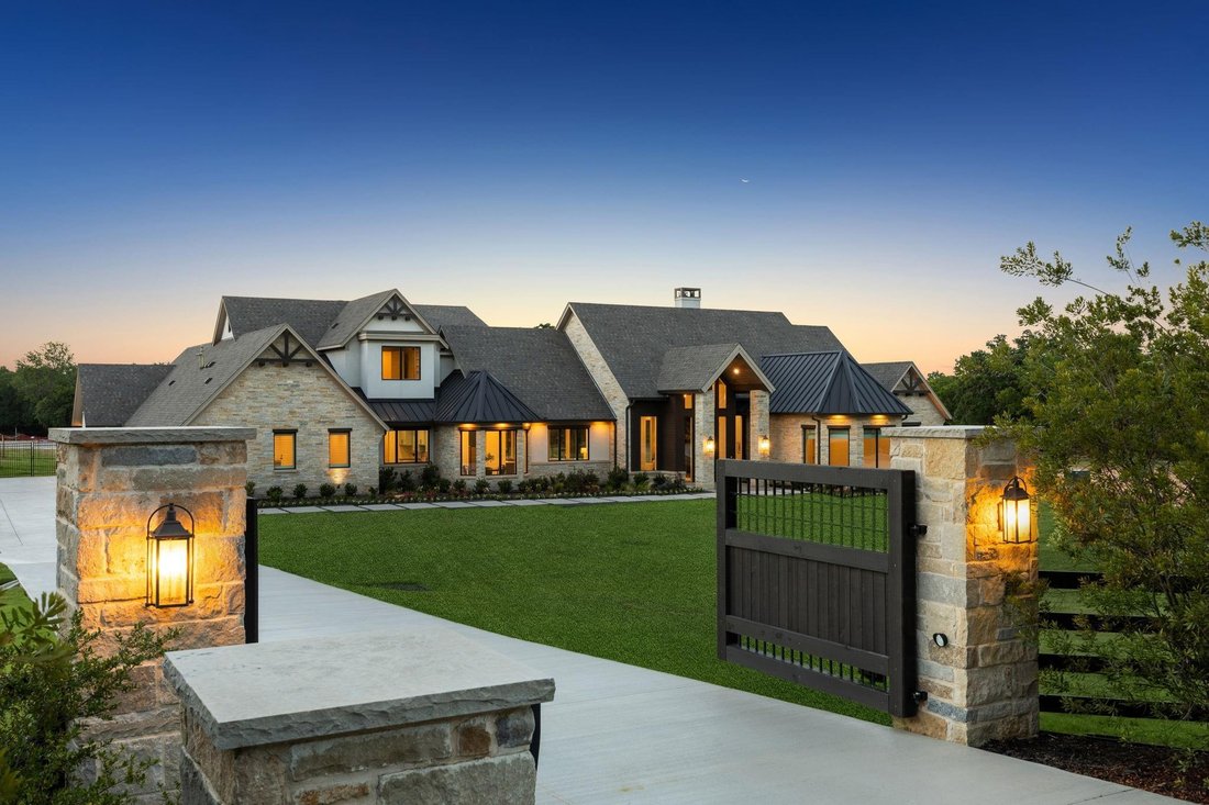 House in Grapevine, Texas, United States 1 - 18163822