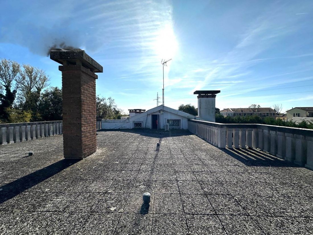 Villa in Porto Viro, Veneto, Italy 2 - 18160410