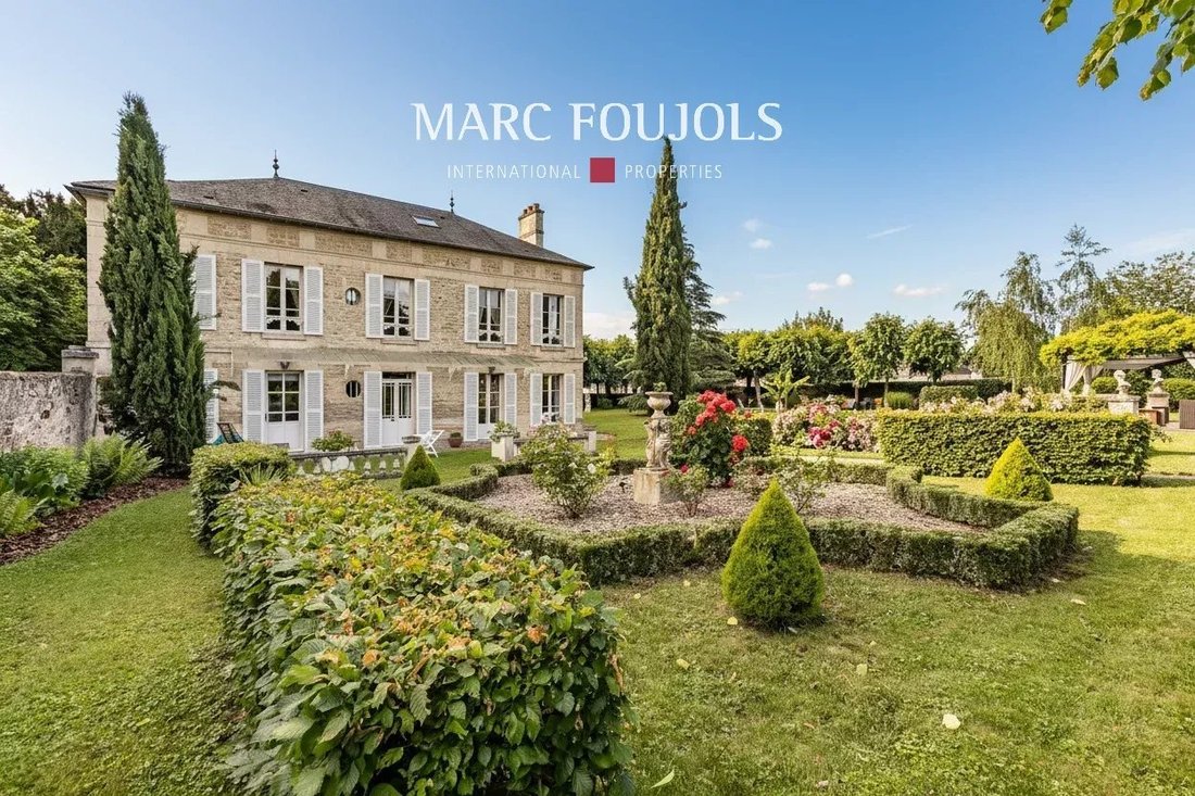 House in Gouvieux, Hauts-de-France, France 2 - 18130127