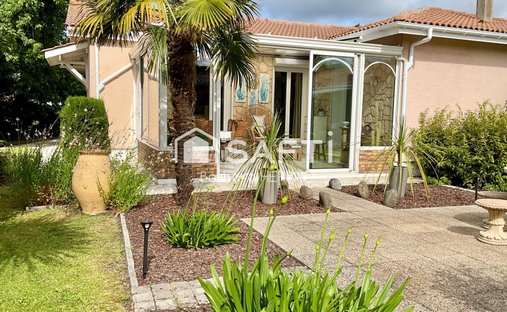 House in Biganos, Nouvelle-Aquitaine, France 1