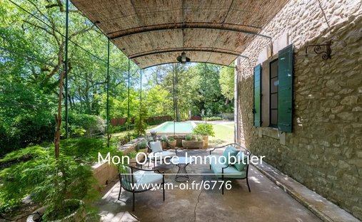 House in Bonnieux, Provence-Alpes-Côte d'Azur, France 1