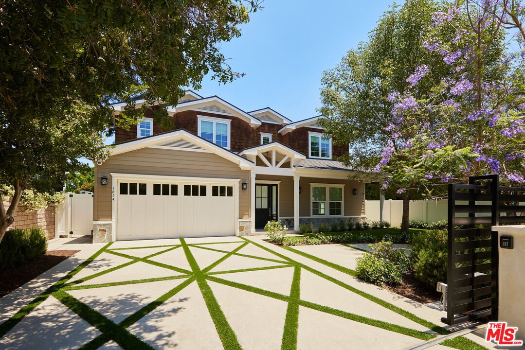 Los Angeles, California, United States 1 - 18170114