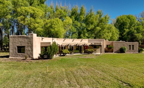 House in Taos, New Mexico, United States 1
