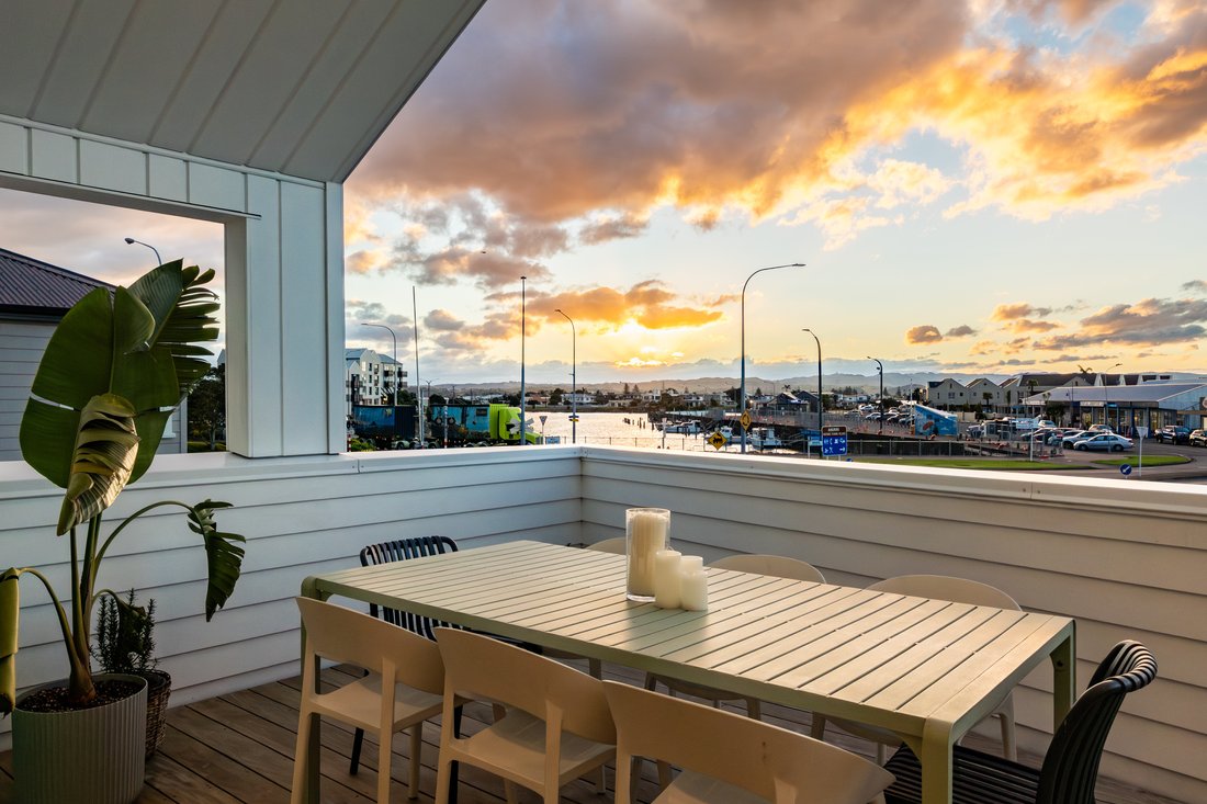 Townhouse in Napier, Hawke's Bay, New Zealand 1 - 17626261