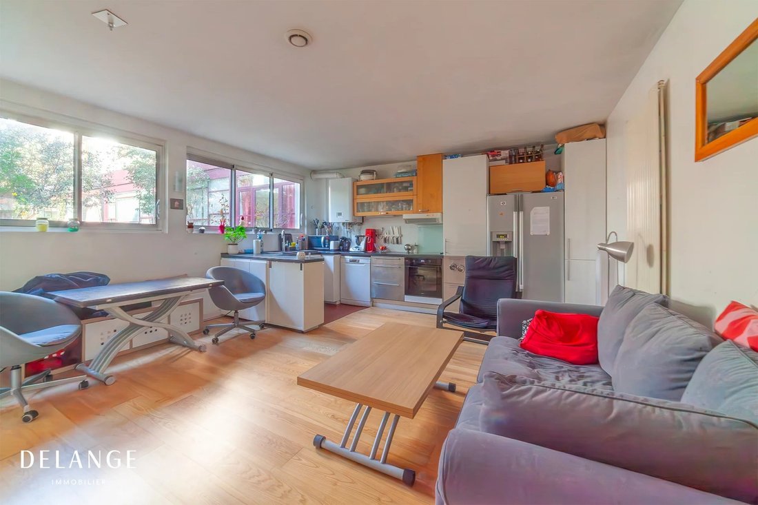 Apartment in Arrondissement of Bobigny, Ile-de-France, France 3 - 18156661