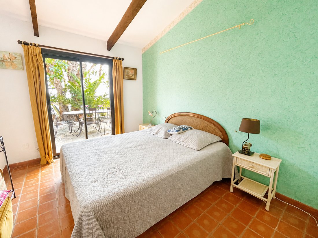 Villa in La Londe-les-Maures, Provence-Alpes-Côte d'Azur, France 5 - 18167431