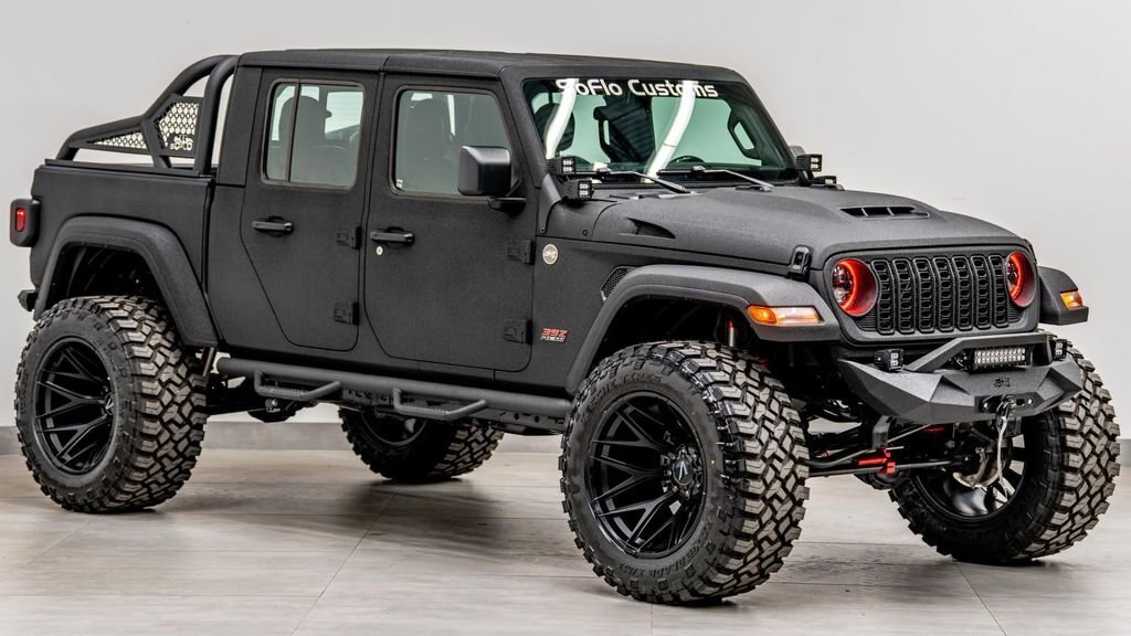 Jeep Gladiator 4X4 in Fort Lauderdale, FL, United States 5 - 17810672