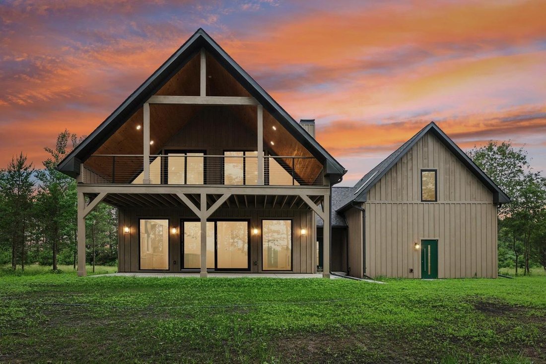 House in Lyndon Station, Wisconsin, United States 2 - 18112581