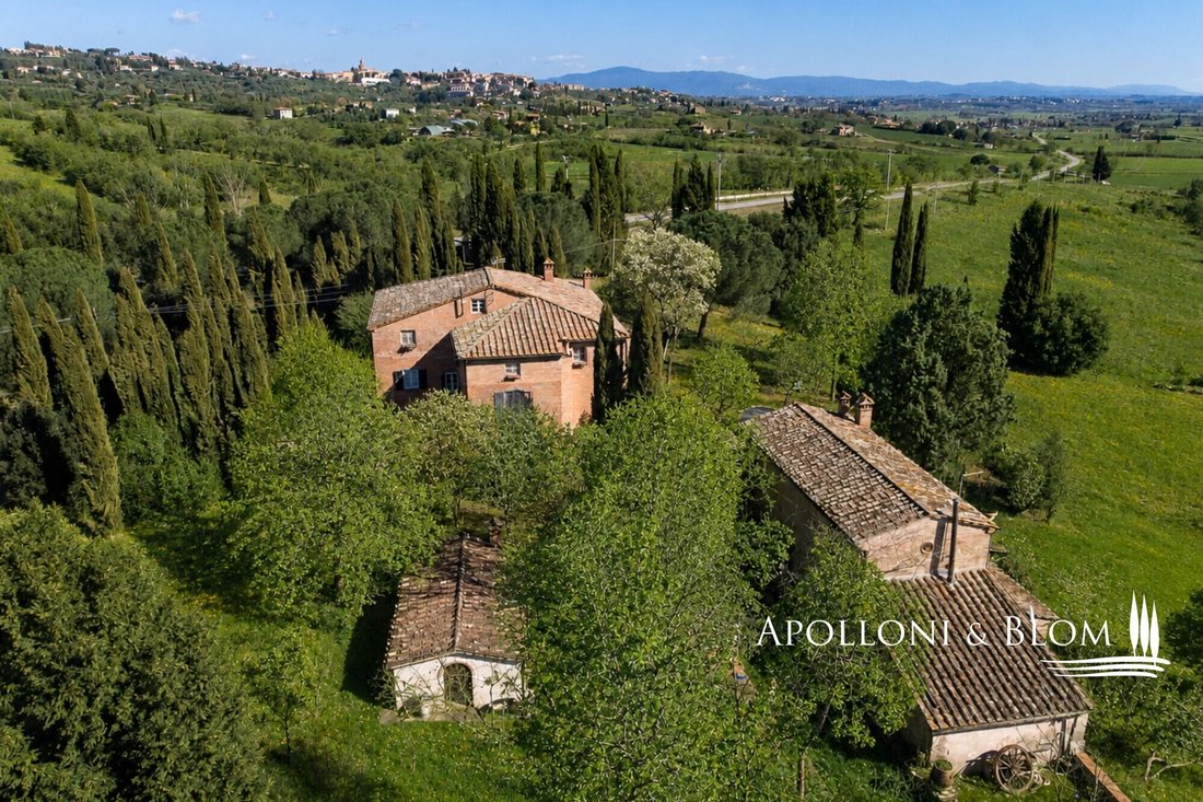 Villa in Sinalunga, Tuscany, Italy 2 - 16644243