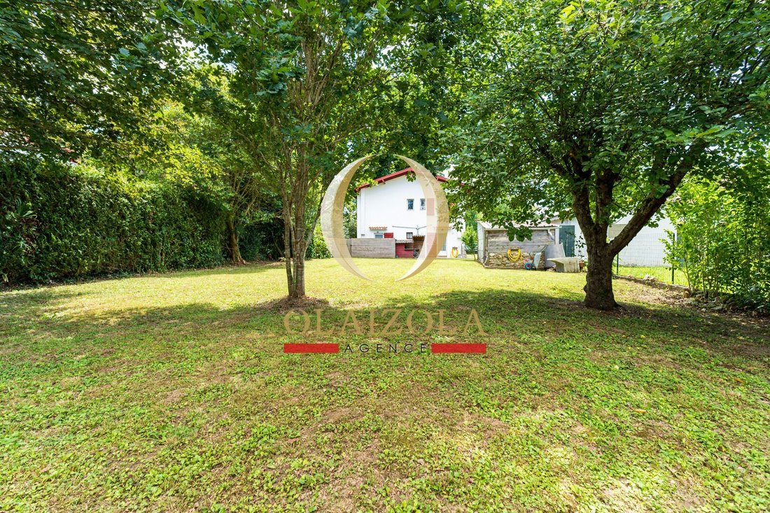 Maison à Cambo-les-Bains, Nouvelle-Aquitaine, France 4 - 16863056