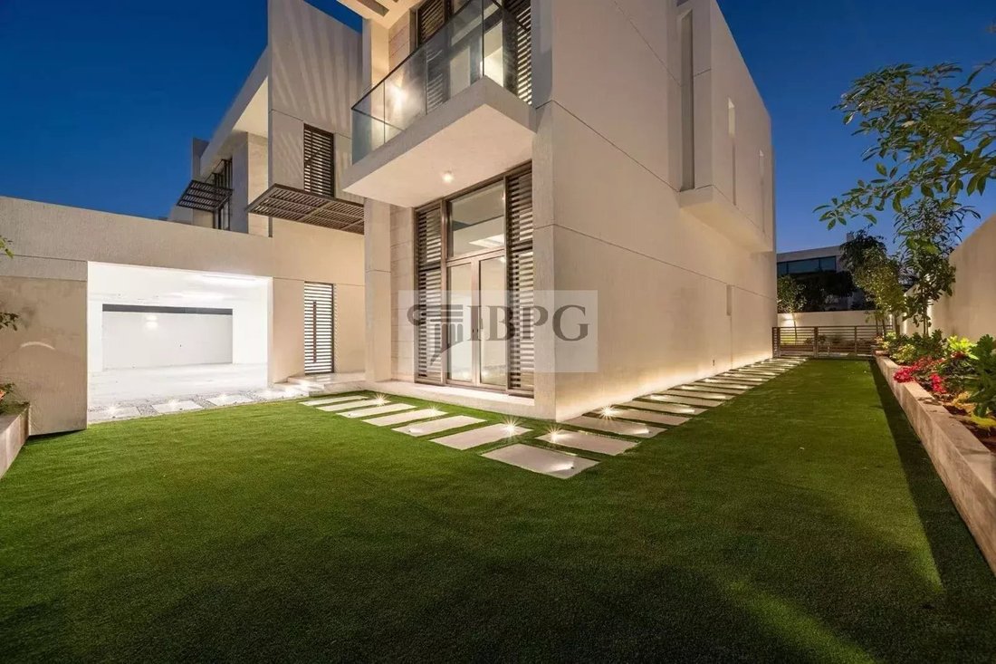 Villa in MBR City / Mohammed Bin Rashid City, Dubai, United Arab Emirates 2 - 18159350