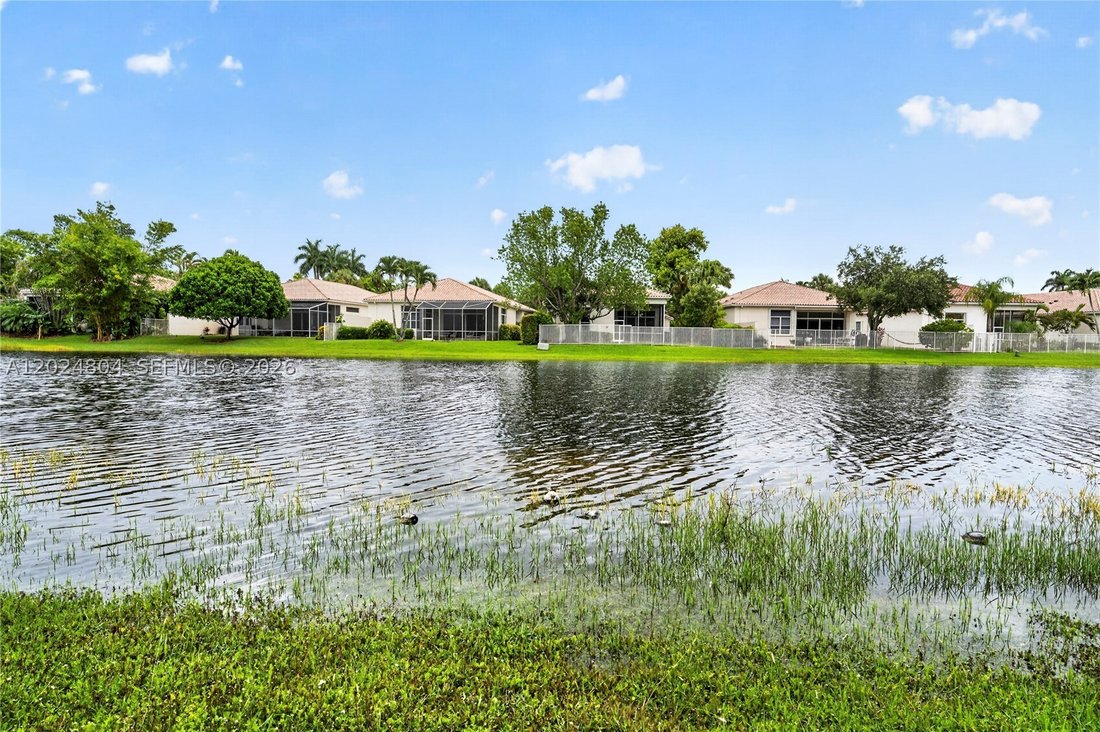 House in Weston, Florida, United States 4 - 18082589