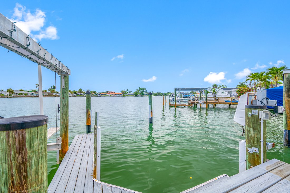 House in St. Petersburg, Florida, United States 3 - 18157651