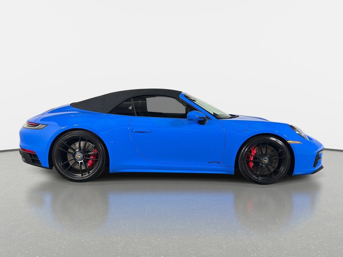 Cabriolet in Pompano Beach, FL, United States 2 - 18156668