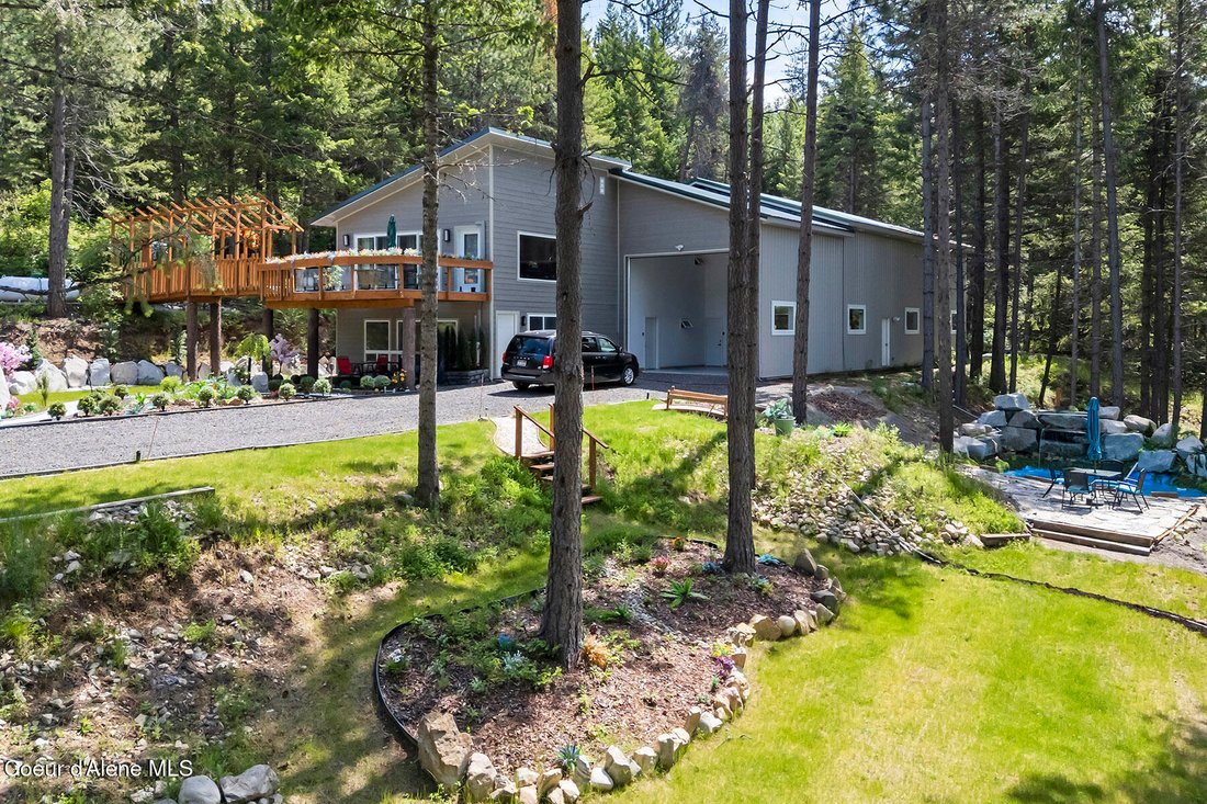 House in Cocolalla, Idaho, United States 3 - 18158957