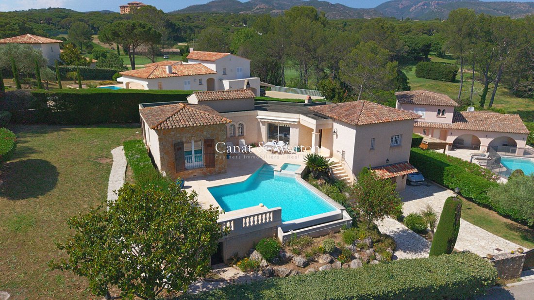 Villa in Aiguebonne, Saint-Raphaël, France 1 - 18156972