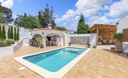 Villa in Calp / Calpe, Valencian Community, Spain 1